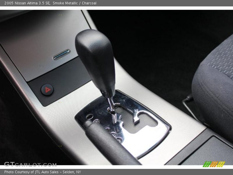 Smoke Metallic / Charcoal 2005 Nissan Altima 3.5 SE