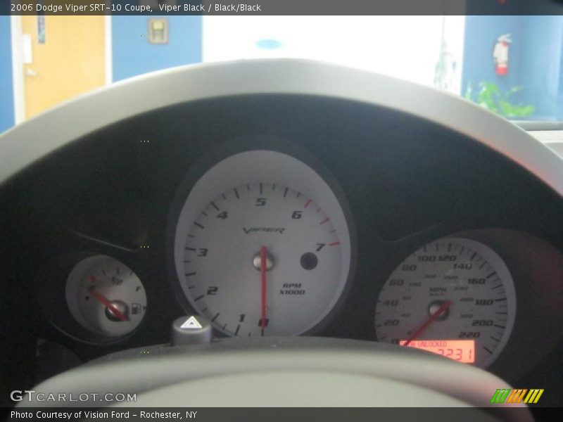  2006 Viper SRT-10 Coupe SRT-10 Coupe Gauges