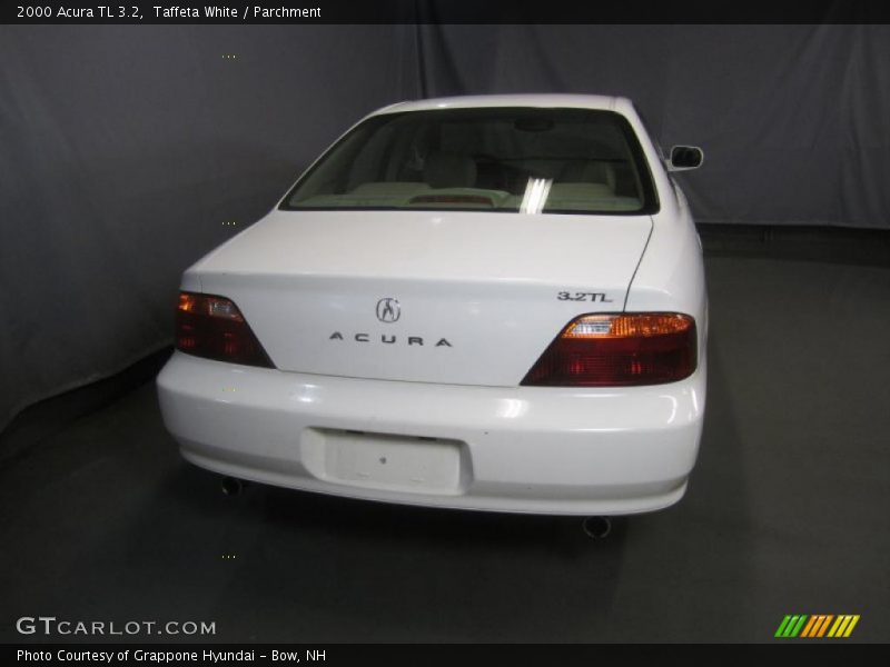 Taffeta White / Parchment 2000 Acura TL 3.2