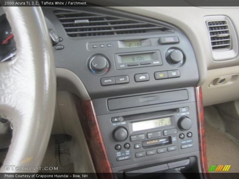 Taffeta White / Parchment 2000 Acura TL 3.2