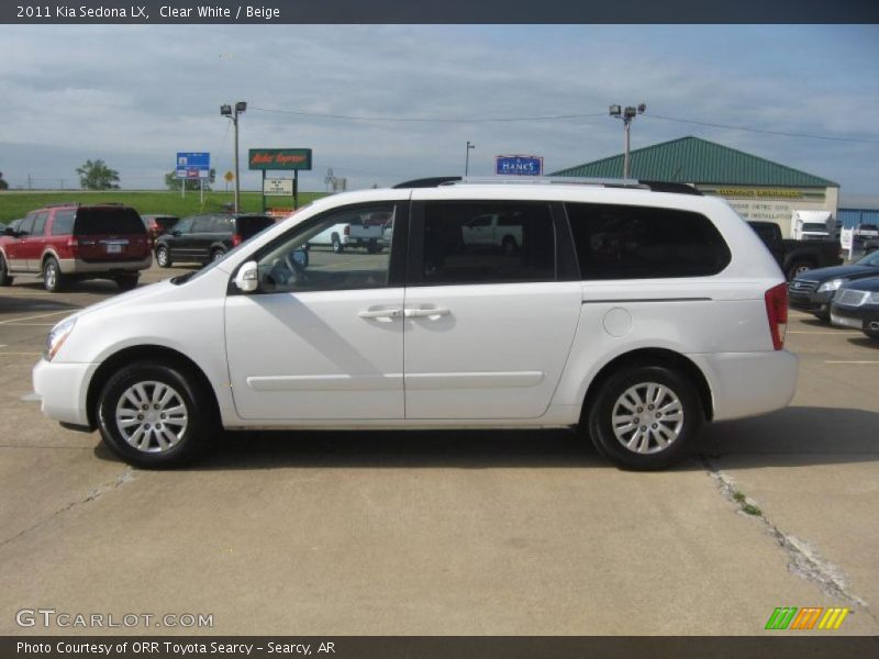 Clear White / Beige 2011 Kia Sedona LX