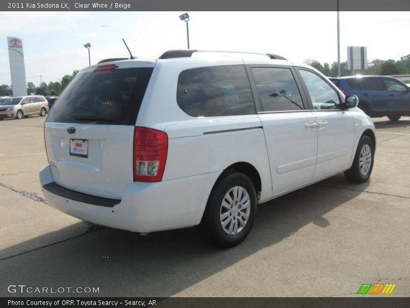 Clear White / Beige 2011 Kia Sedona LX