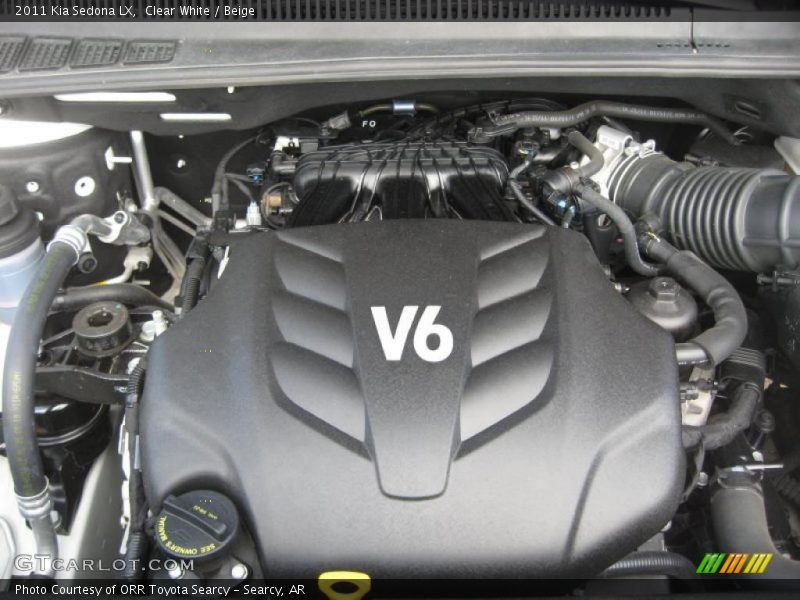 Clear White / Beige 2011 Kia Sedona LX