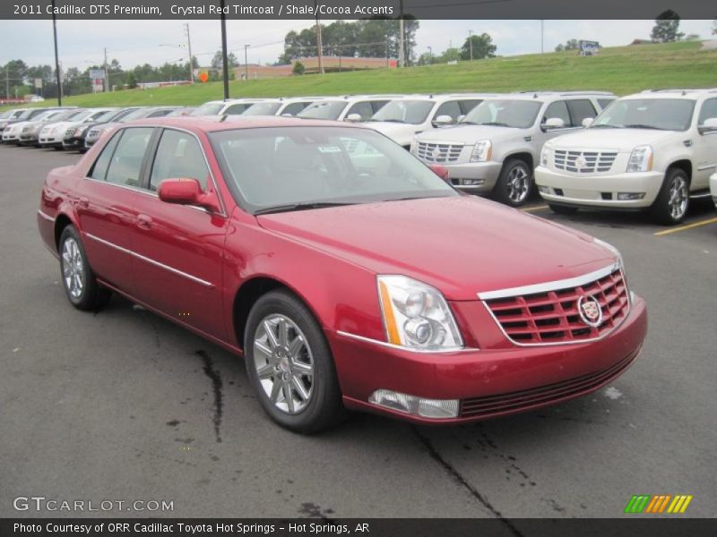 Front 3/4 View of 2011 DTS Premium