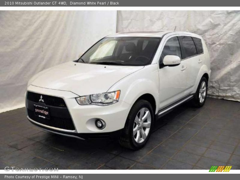 Diamond White Pearl / Black 2010 Mitsubishi Outlander GT 4WD