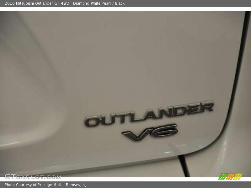  2010 Outlander GT 4WD Logo