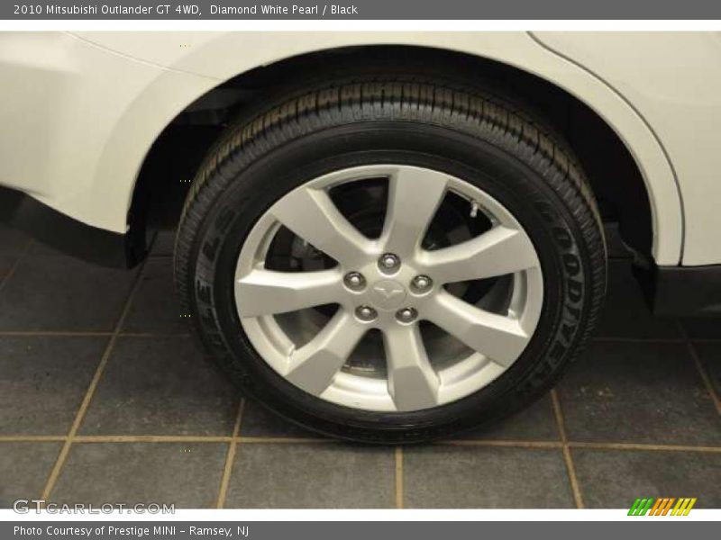 Diamond White Pearl / Black 2010 Mitsubishi Outlander GT 4WD