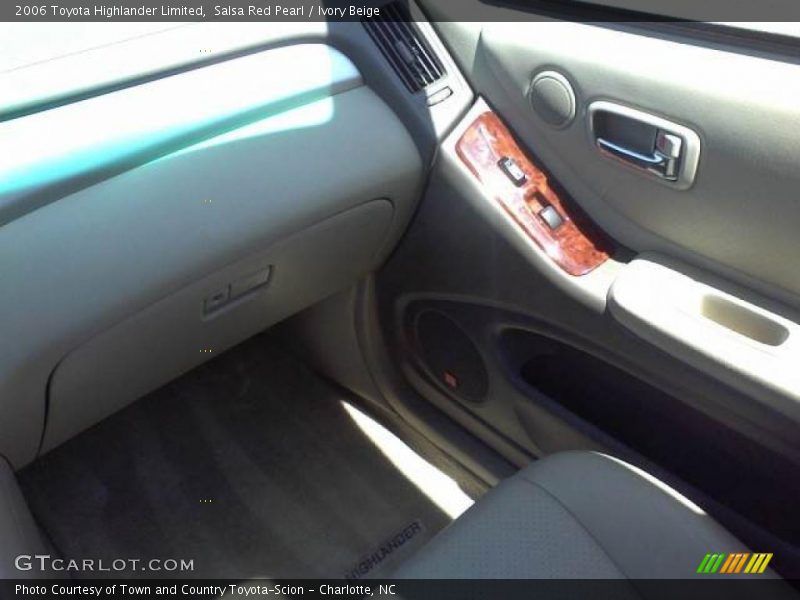 Salsa Red Pearl / Ivory Beige 2006 Toyota Highlander Limited