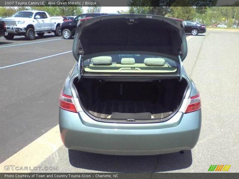 Aloe Green Metallic / Bisque 2007 Toyota Camry LE