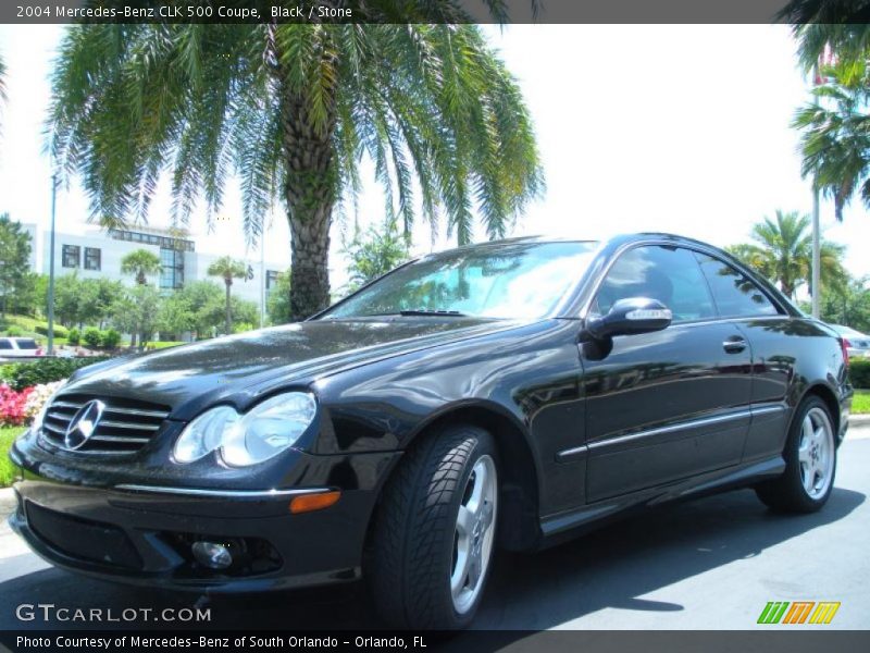 Front 3/4 View of 2004 CLK 500 Coupe