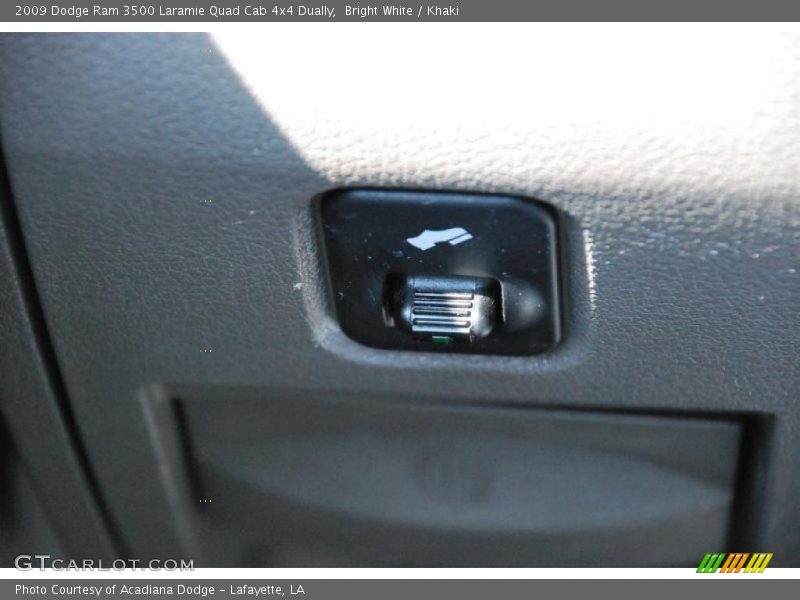 Bright White / Khaki 2009 Dodge Ram 3500 Laramie Quad Cab 4x4 Dually