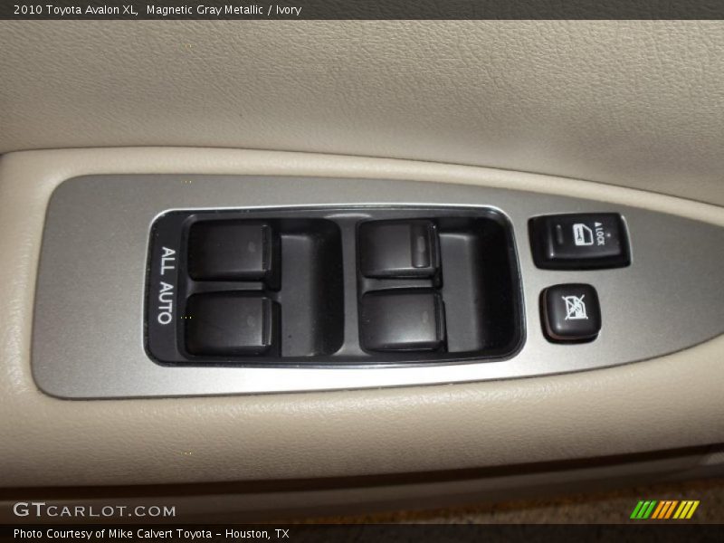 Magnetic Gray Metallic / Ivory 2010 Toyota Avalon XL