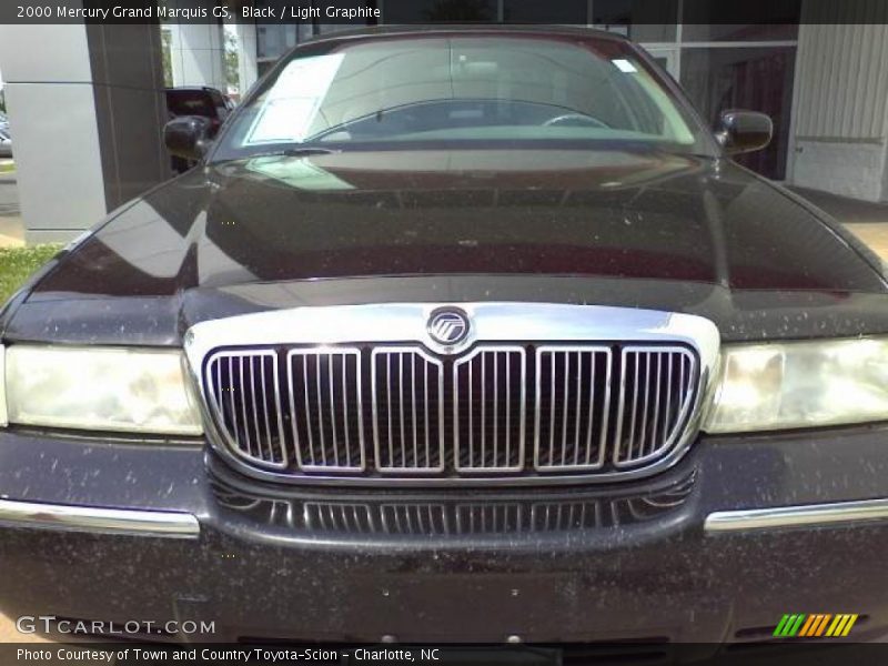 Black / Light Graphite 2000 Mercury Grand Marquis GS