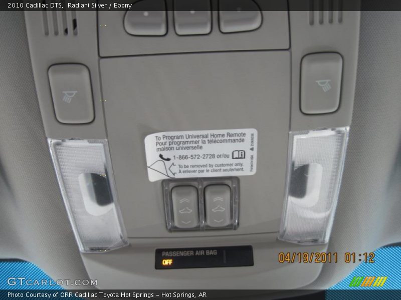 Radiant Silver / Ebony 2010 Cadillac DTS