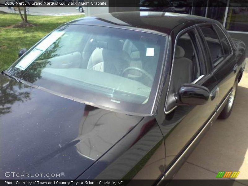 Black / Light Graphite 2000 Mercury Grand Marquis GS