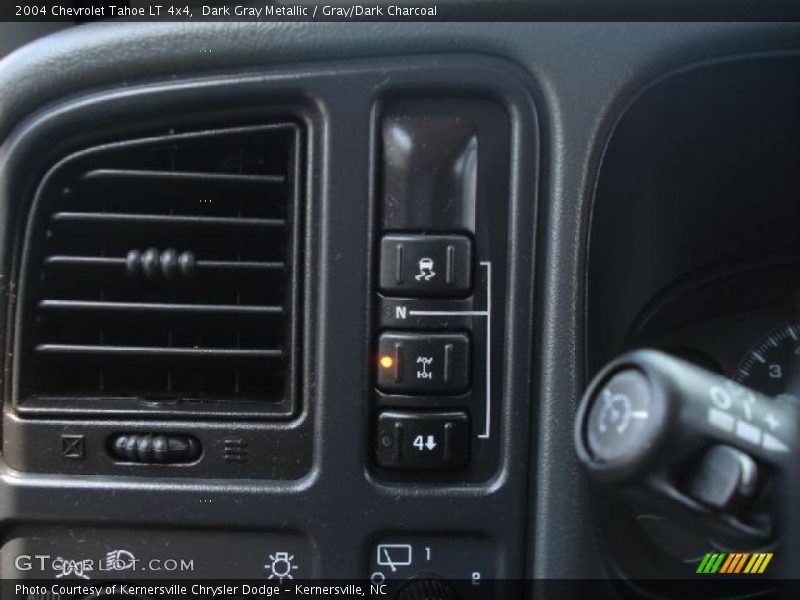 Dark Gray Metallic / Gray/Dark Charcoal 2004 Chevrolet Tahoe LT 4x4