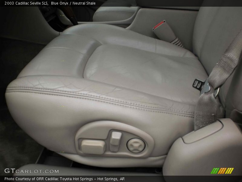  2003 Seville SLS Neutral Shale Interior