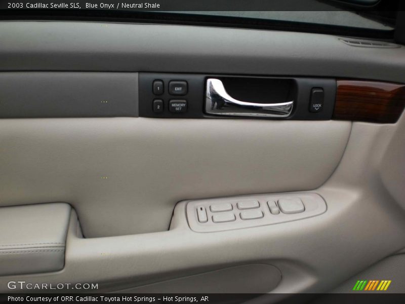 Blue Onyx / Neutral Shale 2003 Cadillac Seville SLS