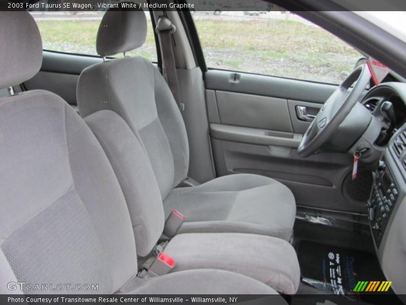 Vibrant White / Medium Graphite 2003 Ford Taurus SE Wagon