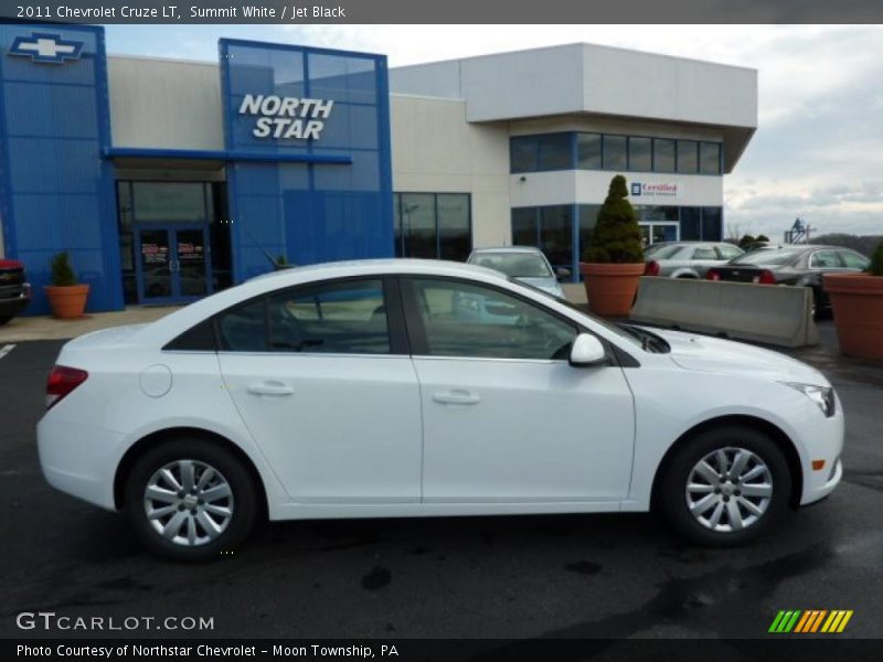 Summit White / Jet Black 2011 Chevrolet Cruze LT