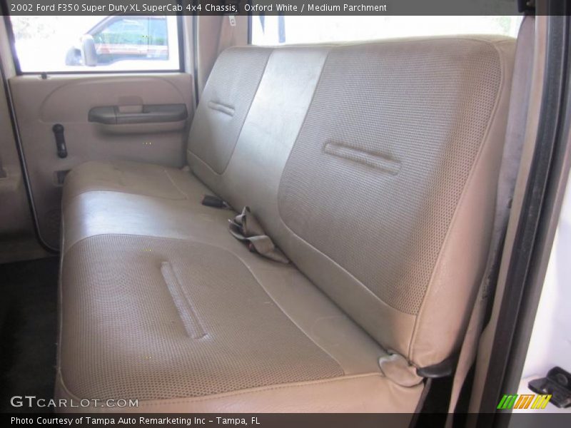  2002 F350 Super Duty XL SuperCab 4x4 Chassis Medium Parchment Interior