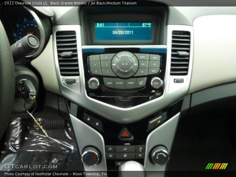 Black Granite Metallic / Jet Black/Medium Titanium 2011 Chevrolet Cruze LS