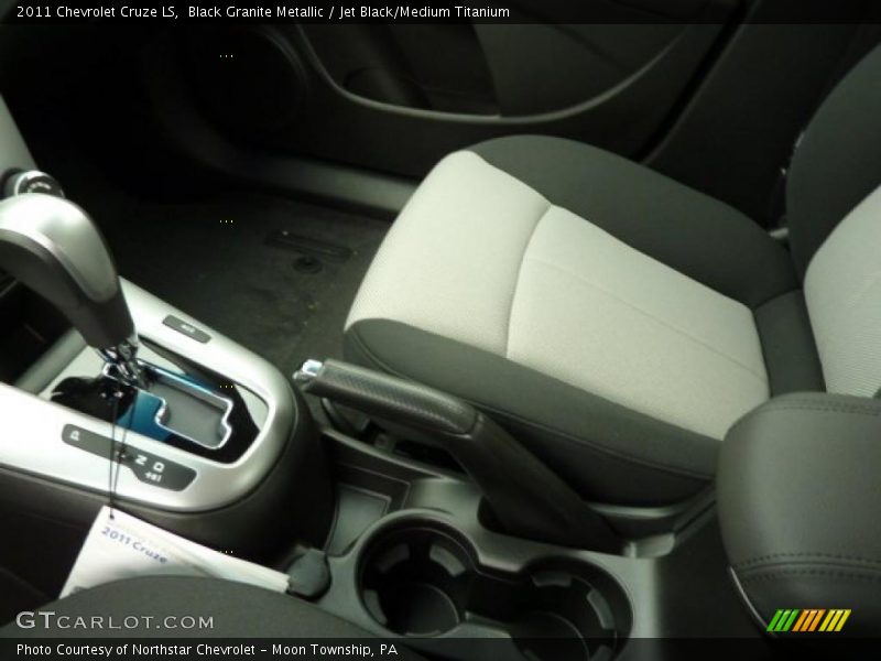 Black Granite Metallic / Jet Black/Medium Titanium 2011 Chevrolet Cruze LS