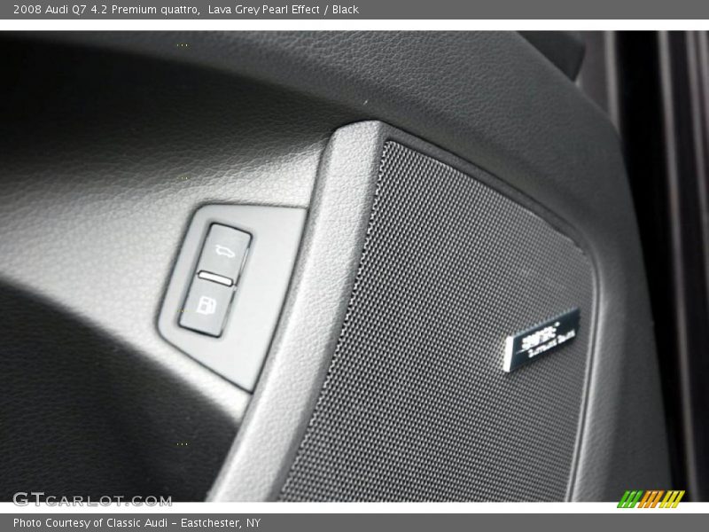 Lava Grey Pearl Effect / Black 2008 Audi Q7 4.2 Premium quattro