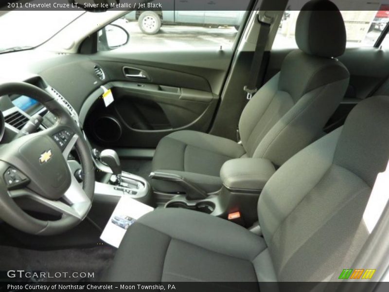 Silver Ice Metallic / Jet Black 2011 Chevrolet Cruze LT