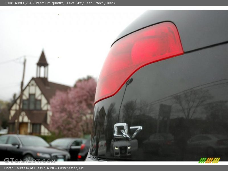  2008 Q7 4.2 Premium quattro Logo