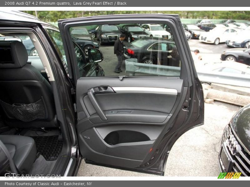 Door Panel of 2008 Q7 4.2 Premium quattro