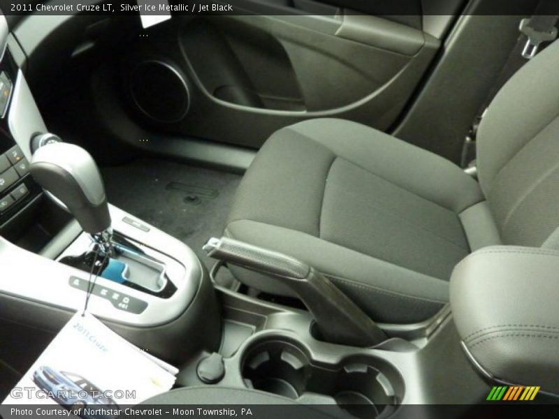 Silver Ice Metallic / Jet Black 2011 Chevrolet Cruze LT