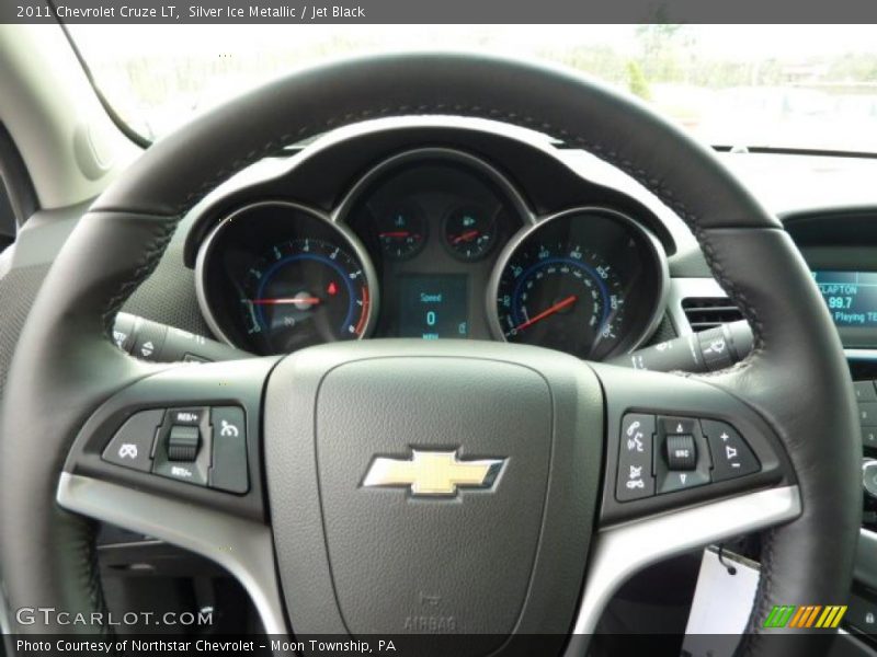 Silver Ice Metallic / Jet Black 2011 Chevrolet Cruze LT