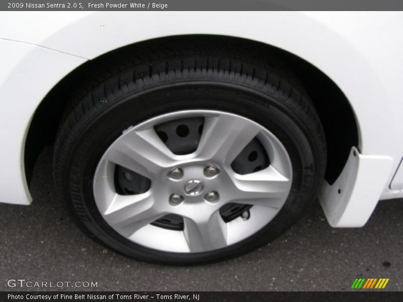 Fresh Powder White / Beige 2009 Nissan Sentra 2.0 S