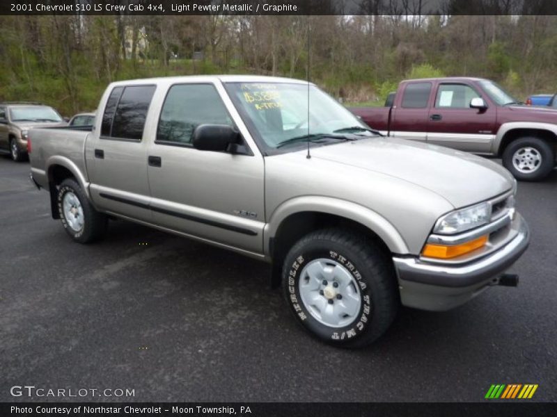Light Pewter Metallic / Graphite 2001 Chevrolet S10 LS Crew Cab 4x4