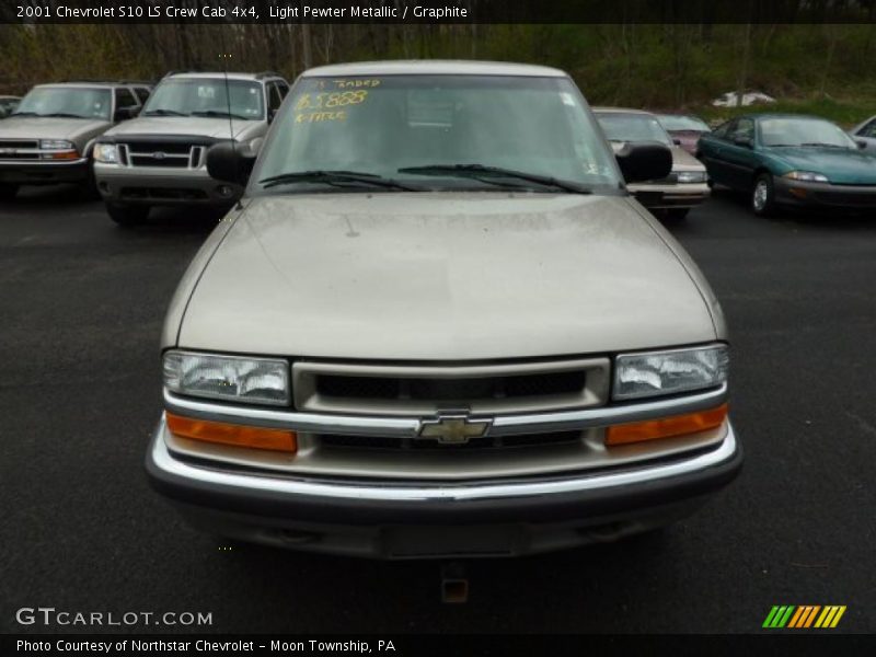 Light Pewter Metallic / Graphite 2001 Chevrolet S10 LS Crew Cab 4x4