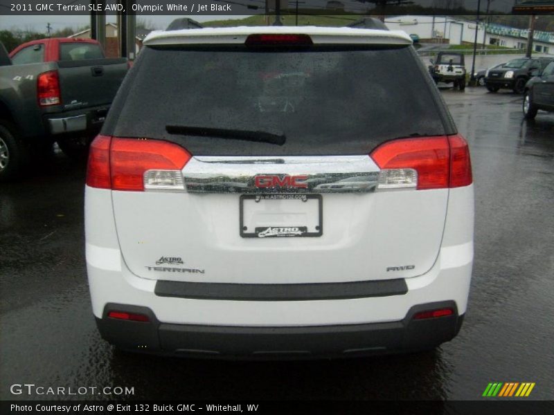 Olympic White / Jet Black 2011 GMC Terrain SLE AWD