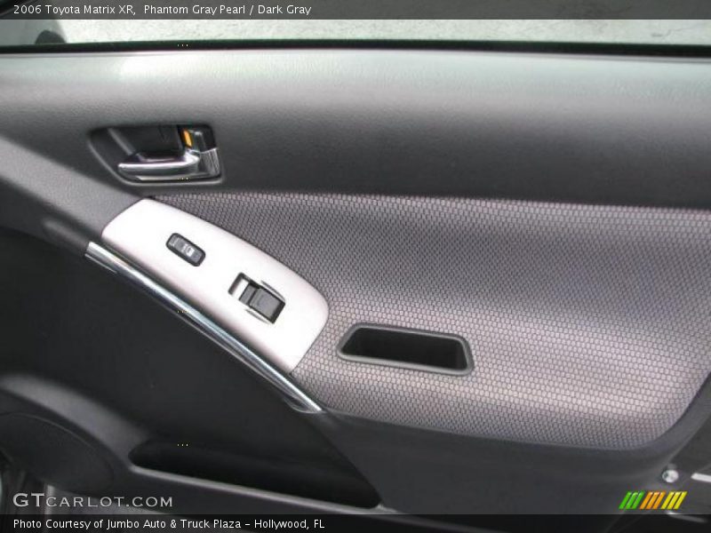 Phantom Gray Pearl / Dark Gray 2006 Toyota Matrix XR