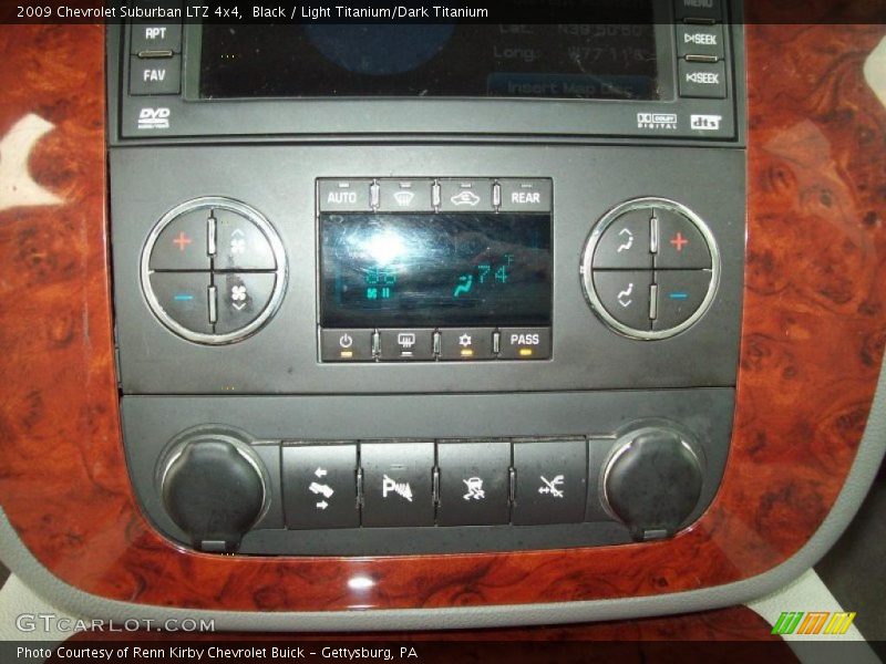 Controls of 2009 Suburban LTZ 4x4