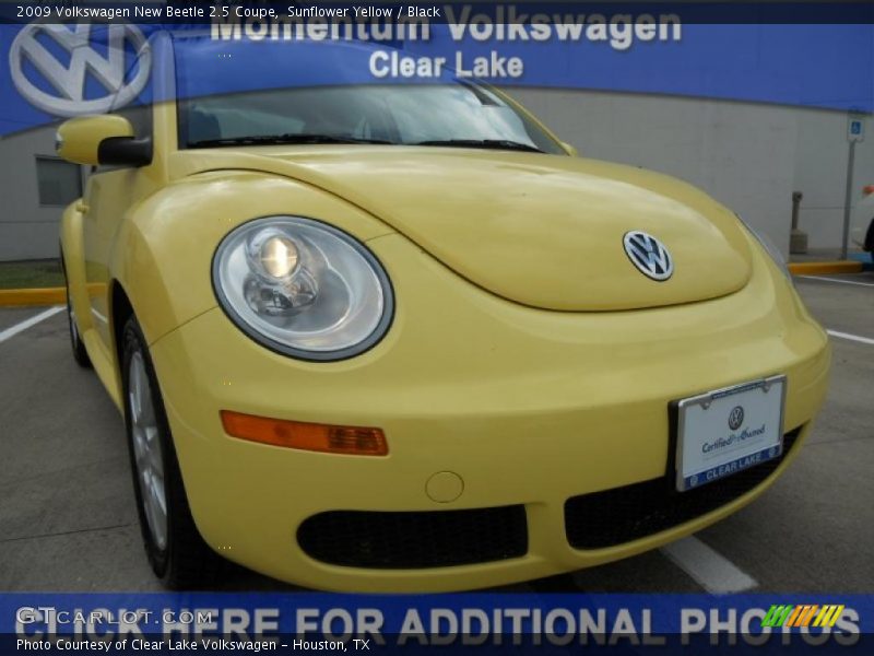 Sunflower Yellow / Black 2009 Volkswagen New Beetle 2.5 Coupe