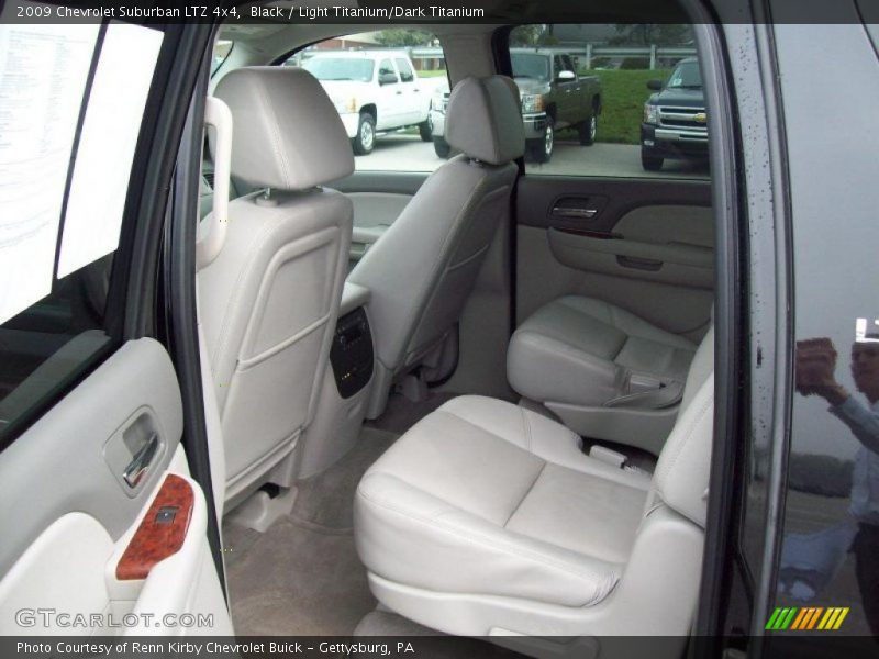 Black / Light Titanium/Dark Titanium 2009 Chevrolet Suburban LTZ 4x4