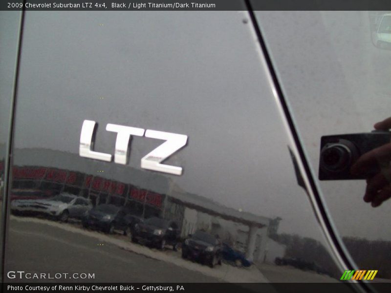  2009 Suburban LTZ 4x4 Logo