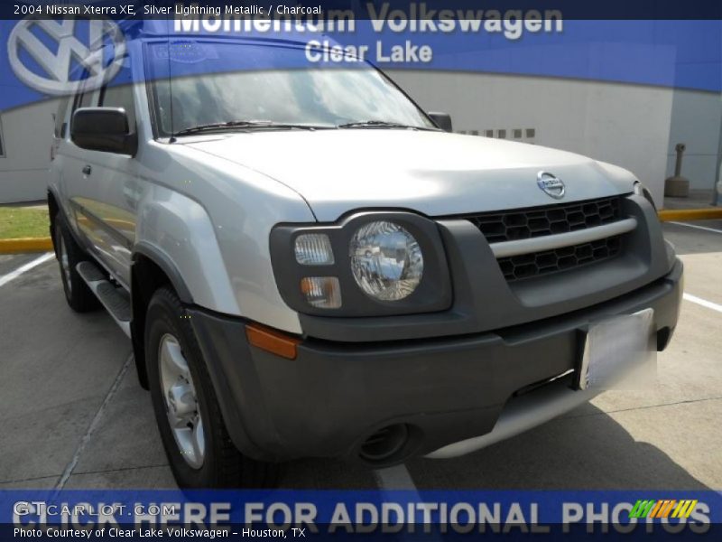Silver Lightning Metallic / Charcoal 2004 Nissan Xterra XE