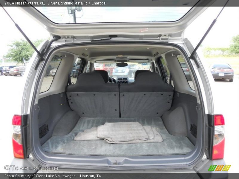 Silver Lightning Metallic / Charcoal 2004 Nissan Xterra XE