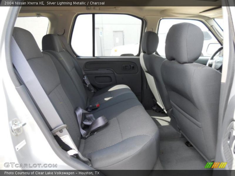 Silver Lightning Metallic / Charcoal 2004 Nissan Xterra XE