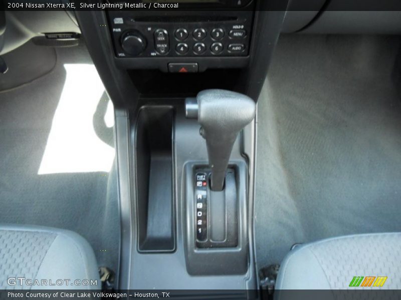 Silver Lightning Metallic / Charcoal 2004 Nissan Xterra XE