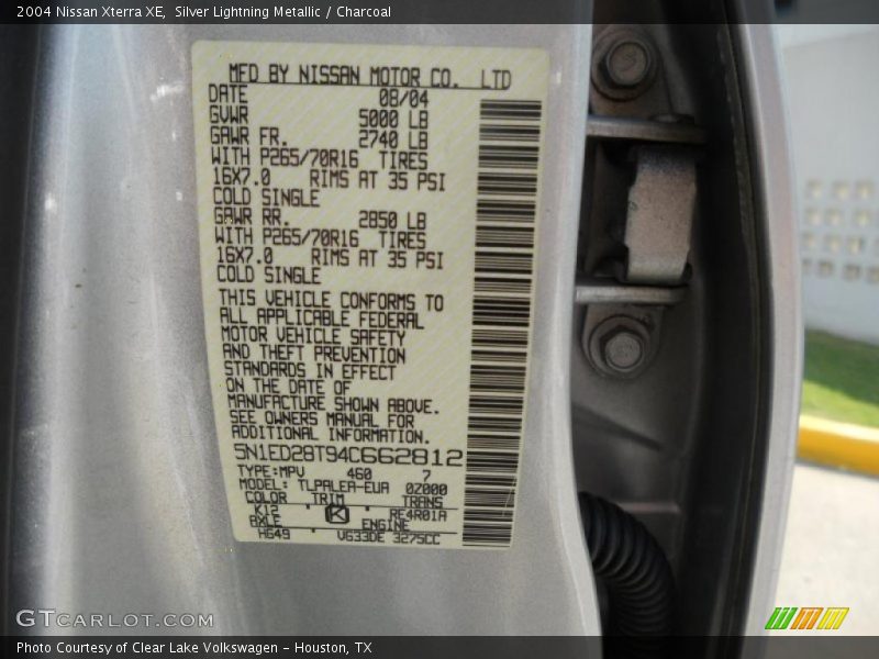 Silver Lightning Metallic / Charcoal 2004 Nissan Xterra XE