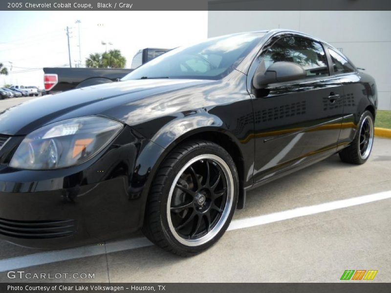 Black / Gray 2005 Chevrolet Cobalt Coupe