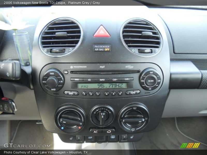 Platinum Grey / Grey 2006 Volkswagen New Beetle TDI Coupe