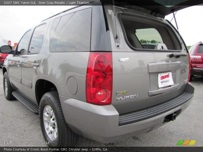 Steel Gray Metallic / Light Titanium 2007 GMC Yukon SLE